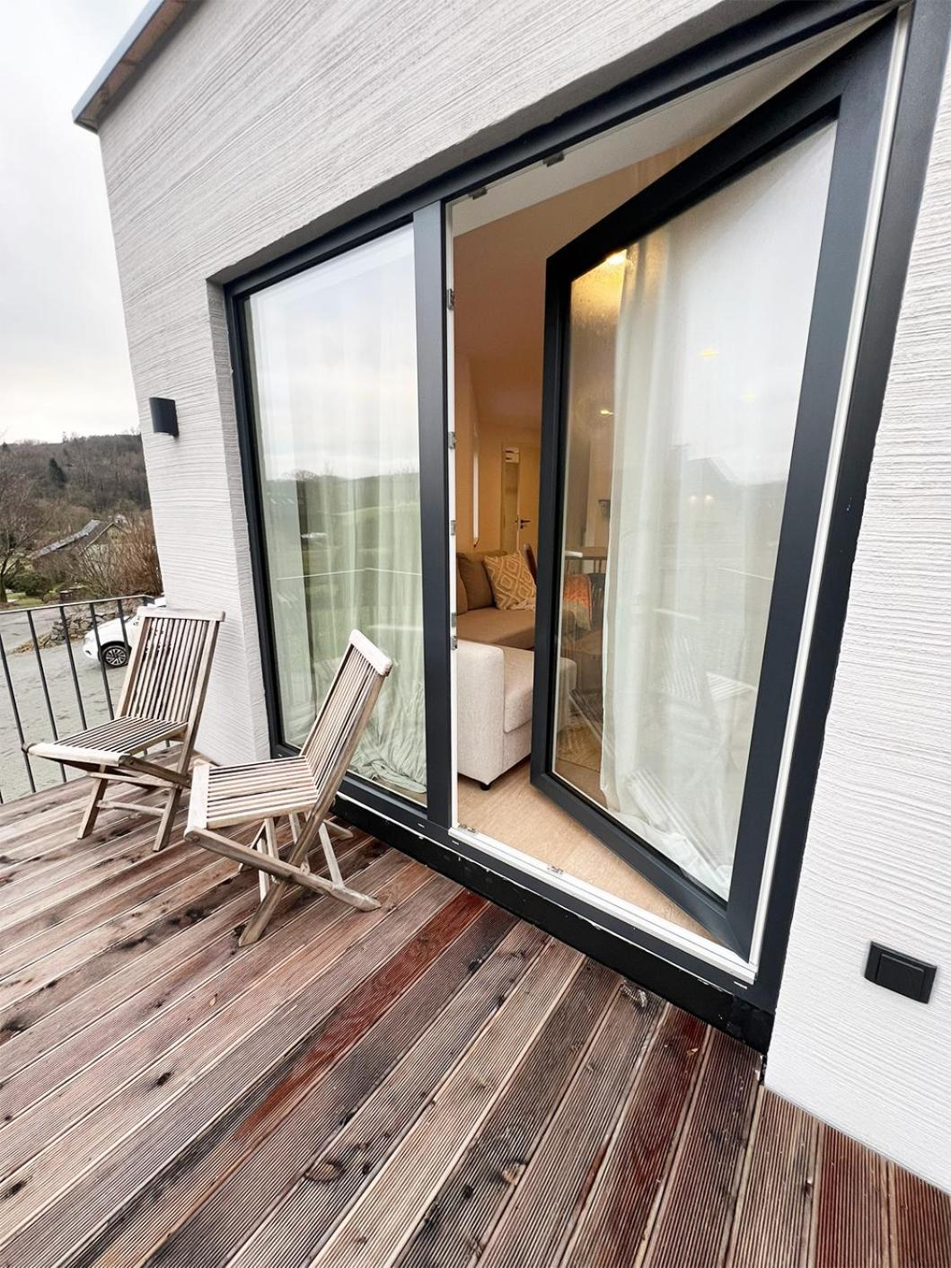 Anders - Neubau Mit Balkon Im Bergischen Land *